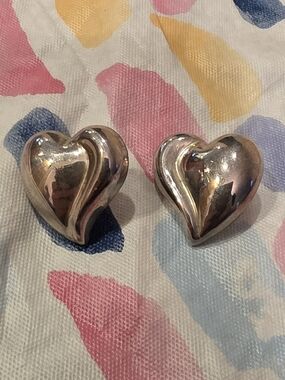 Vintage Rare Mark Wasserman Samara Puffed Heart Sterling Silver Earrings.